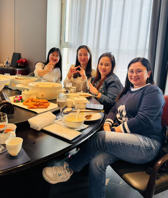 Philippine Clients Visit Hebei Honglin Cable Co., Ltd. to Explore Cooperation and Future Development