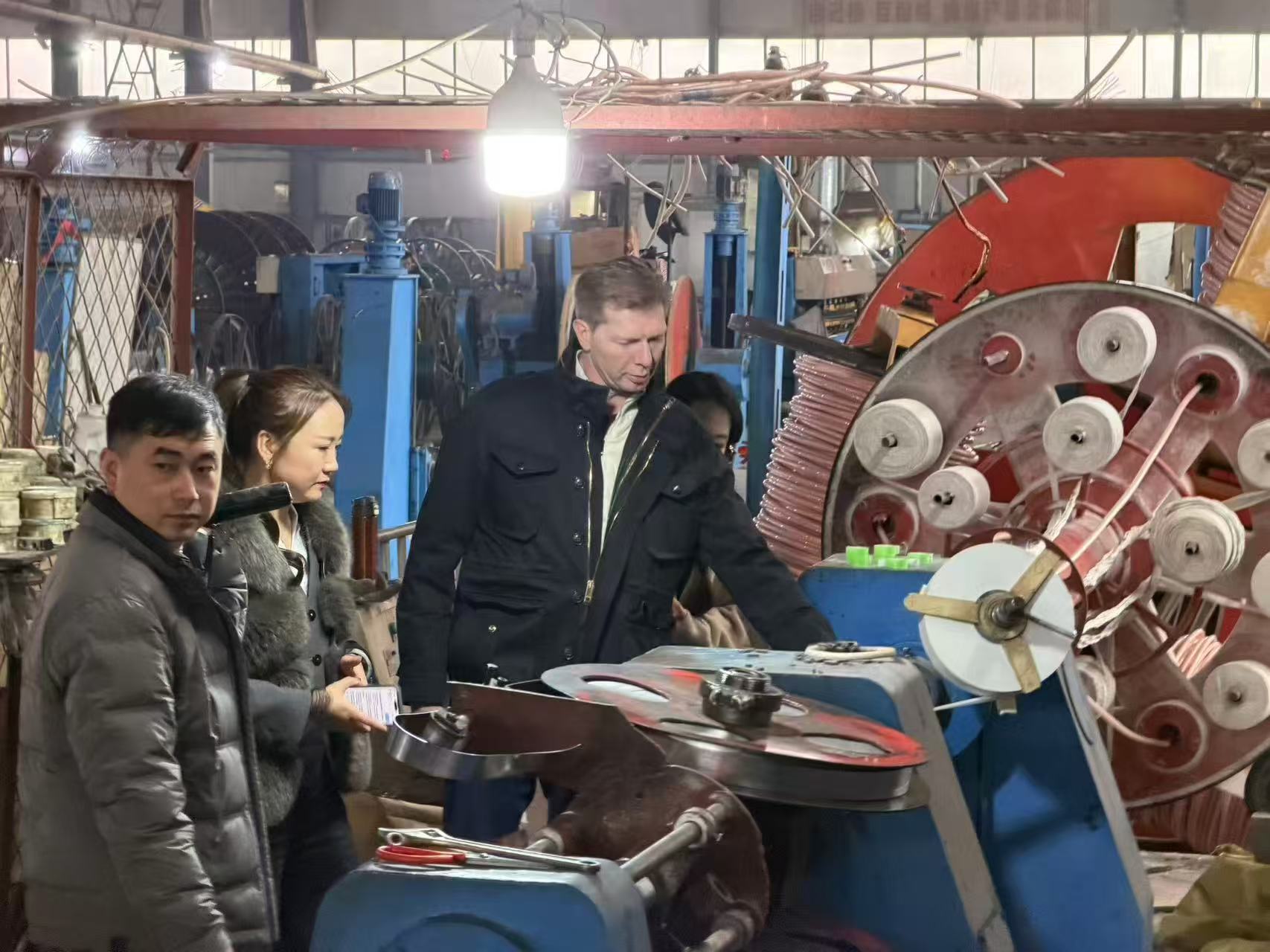 UK Clients Visit Hebei Honglin Cable Factory to Inspect Power Cable and Rubber Cable Production