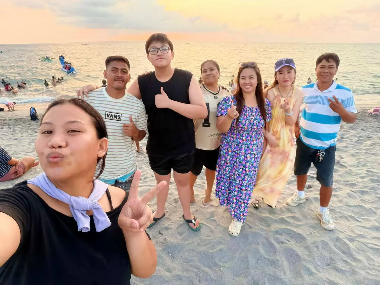 Honglincable General Manager Nikita Visits Clients in the Philippines: Expanding Cooperation in Southeast Asia