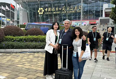 Accompanied the American trade dealer SAM to have an in-depth understanding of the Chinese market and explore the Guangdong Sales Fair